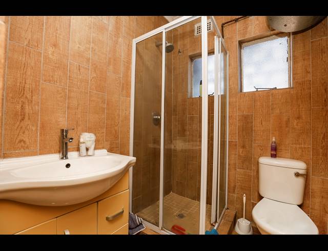 2 BEDROOM APARTMENT FOR SALE IN MORNINGSIDE